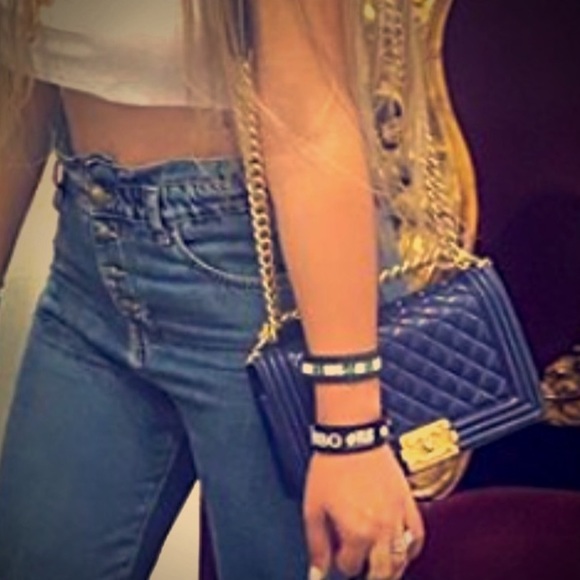 GONE🎉🎉💛💛Chanel small boy limited ed RARE 💛 - Picture 13 of 17